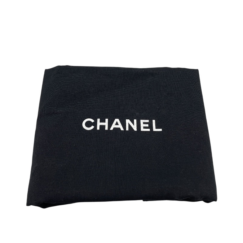 シャネル CHANEL マトラッセ25 Vステッチ A01112 8番台 ブラック GD金具 キャビアスキン レディース ショルダーバッグ