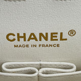 シャネル CHANEL マトラッセ25 A01112 26番台 ホワイト GD金具 キャビアスキン レディース ショルダーバッグ