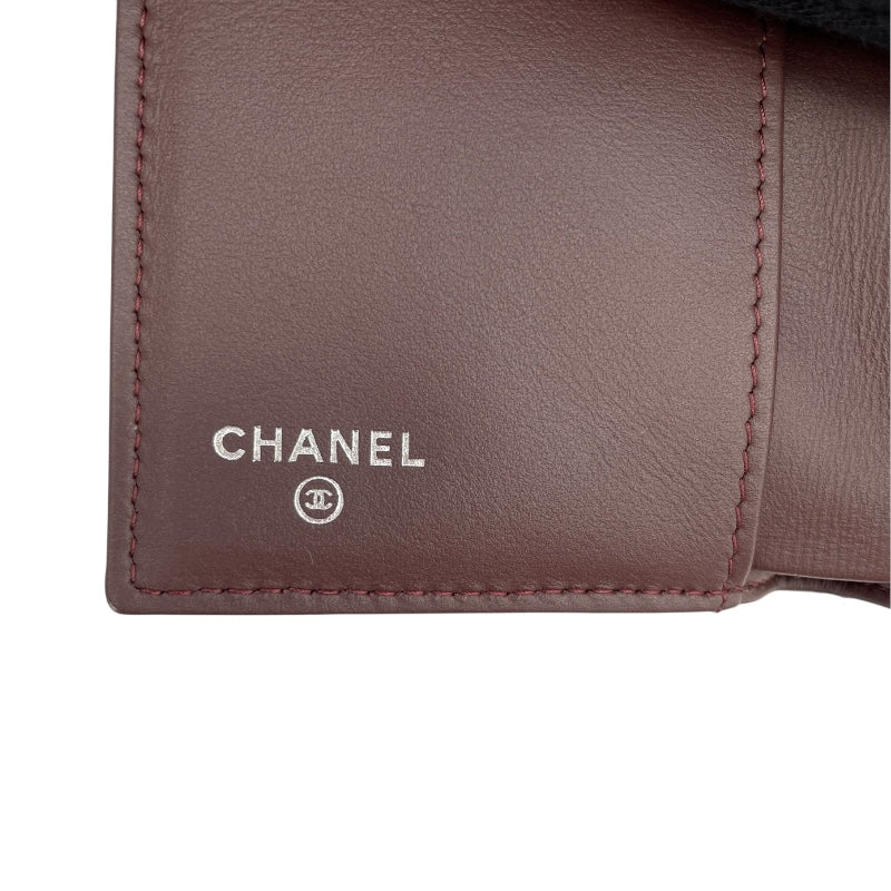 シャネル CHANEL ココマーク Vステッチ スモールウォレット AP0231 24番台 ブラック シルバー金具 キャビアスキン レディース 三つ折り財布