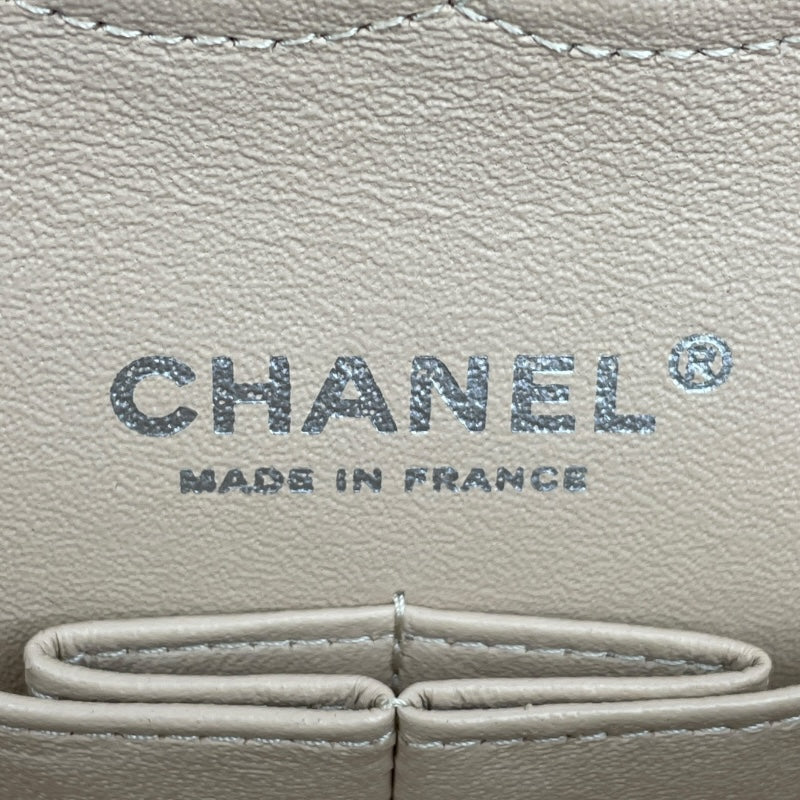 シャネル CHANEL マトラッセ25 A01112 18番台 ベージュ SV金具 キャビアスキン レディース ショルダーバッグ
