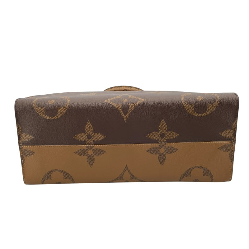 ルイ・ヴィトン LOUIS VUITTON オンザゴーGM M45320 ブラウン モノグラム・ジャイアント・リバース ユニセックス トートバッグ