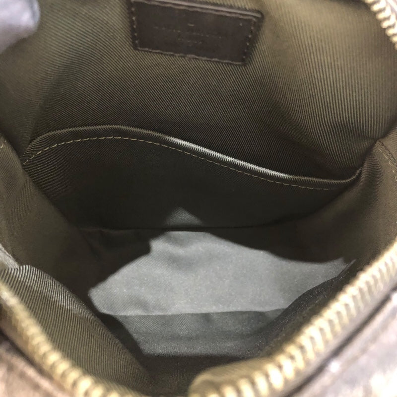 ルイ・ヴィトン LOUIS VUITTON ダヌーブPM ヴィヴィエンヌ限定 M43677 ブラック モノグラム・クリプス メンズ ショルダーバッグ