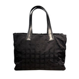 シャネル CHANEL ニュートラベルライントートＭＭ A15991 ブラック ナイロンジャガード レディース トートバッグ