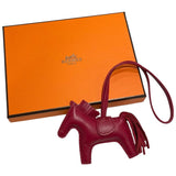 エルメス HERMES ロデオPM Y刻 ルビー アニョーミロ レディース チャーム
