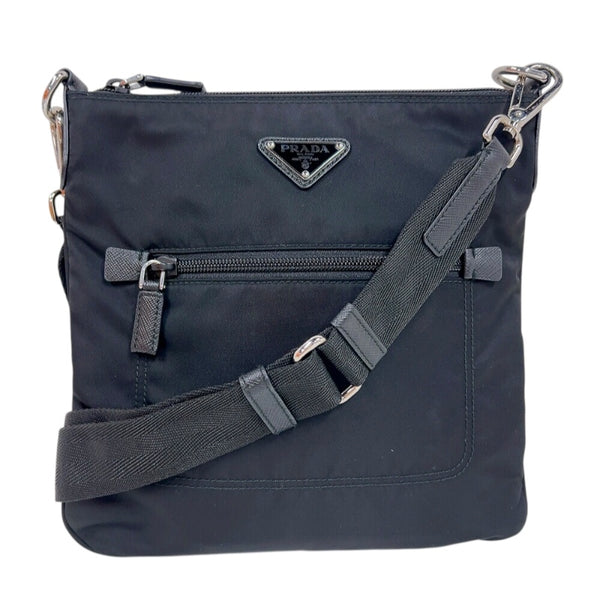 プラダ PRADA ナイロンショルダー ブラック　シルバー金具 ナイロン ユニセックス ショルダーバッグ
