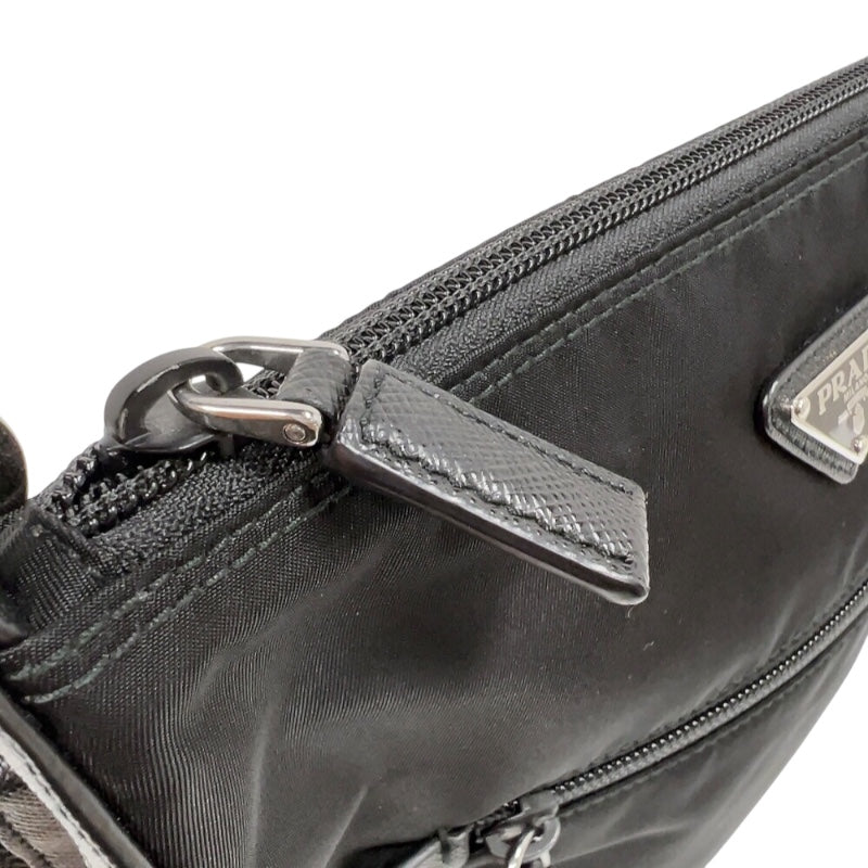 プラダ PRADA ナイロンショルダー ブラック　シルバー金具 ナイロン ユニセックス ショルダーバッグ