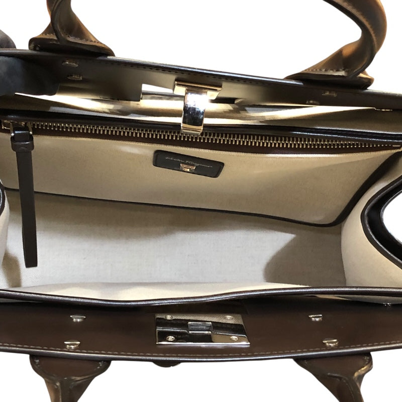 サルヴァトーレ・フェラガモ Salvatore Ferragamo スタジオボックス 211328 ブラック/シルバー金具 レザー レディース ハンドバッグ