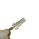 ヴァンクリーフ＆アーペル Van Cleef & Arpels アルハンブラ ブレスレットウォッチ ホワイトシェル 136674(VCARO 40T00) ホワイトシェル K18YG レディース 腕時計