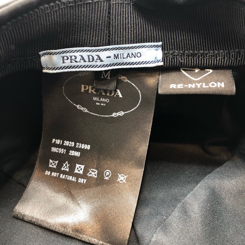 プラダ PRADA トライアングルロゴキャスケット 1HC551 リサイクルポリアミド ユニセックス その他ファッション雑貨