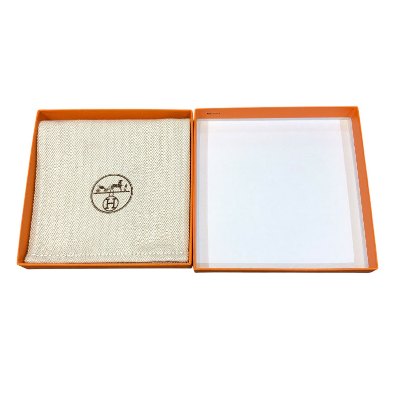 エルメス HERMES Hエキップペンダント ベージュ・ライトブルー バッファローホーン アクセサリー
