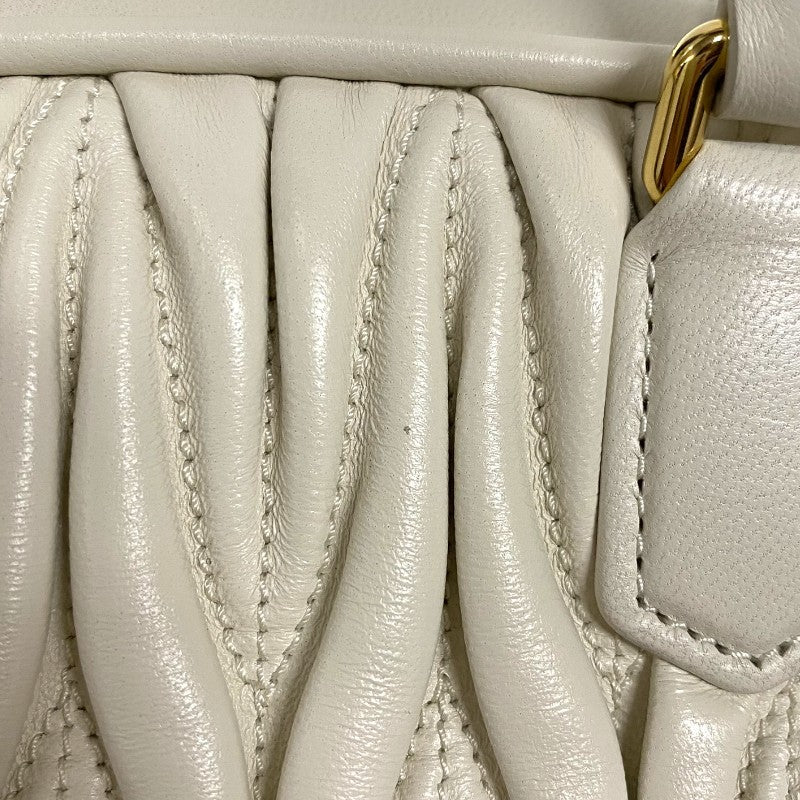 ミュウミュウ miu miu アルカディ マテラッセレザーバッグ 5BB142 アイボリー レディース ハンドバッグ ショルダーバッグ