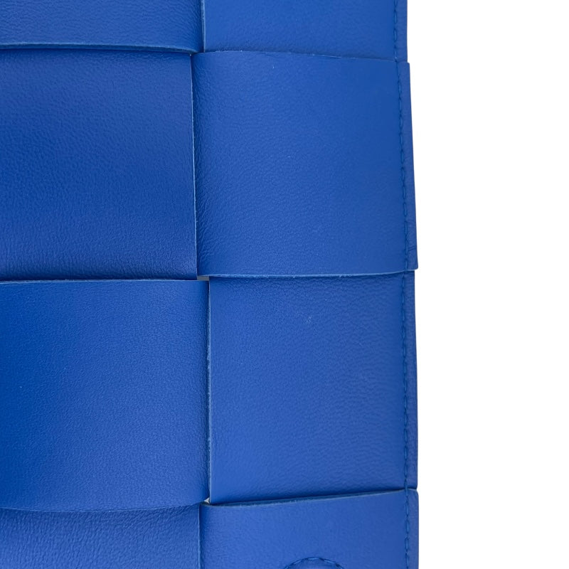 ボッテガ・ヴェネタ BOTTEGA VENETA カセットベルトバッグ 668572 ブルー レザー レディース ボディバッグ