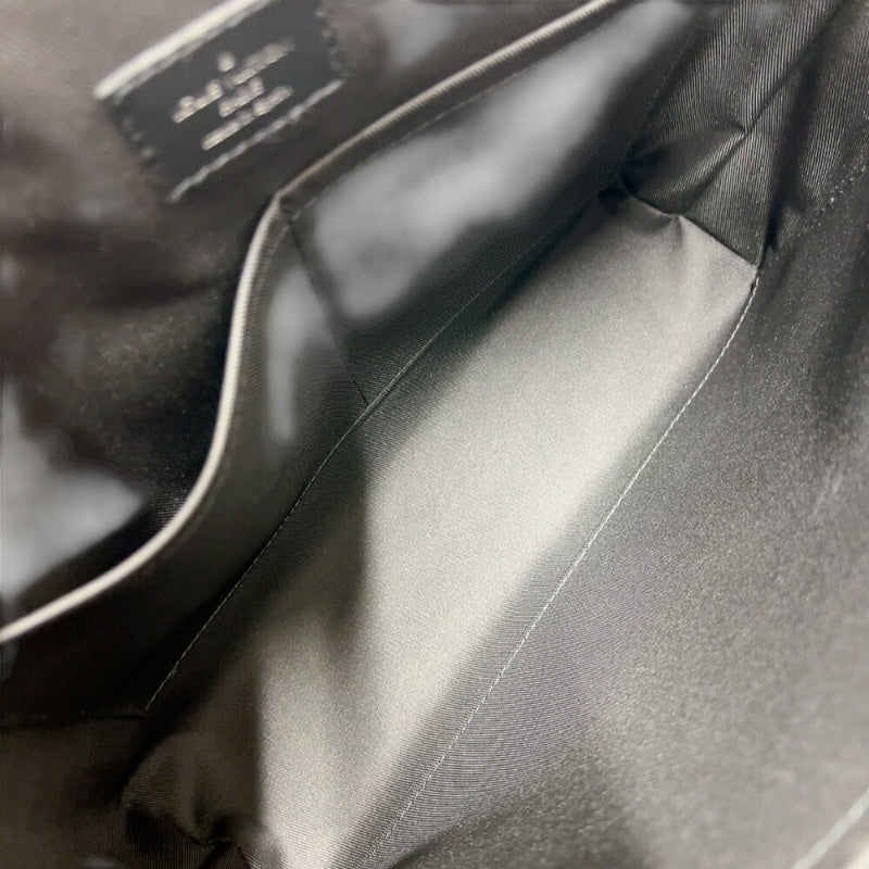 ルイ・ヴィトン LOUIS VUITTON ディストリクトMM M44001 ブラック　シルバー金具 モノグラム・エクリプス メンズ ショルダーバッグ
