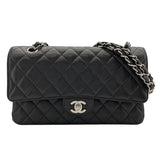 シャネル CHANEL マトラッセ25 A01112　26番台 ブラック　シルバー金具 キャビアスキン レディース ショルダーバッグ