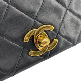 シャネル CHANEL マトラッセシングルフラップ A02500 1番台 ブラック ゴールド金具 ラムスキン レディース ショルダーバッグ
