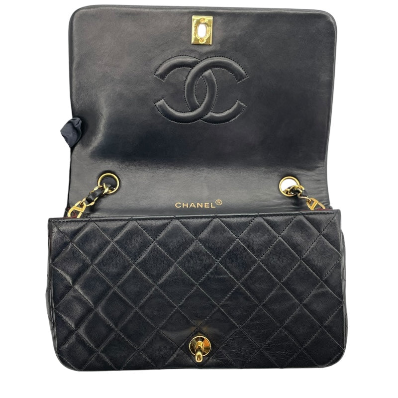 シャネル CHANEL マトラッセシングルフラップ A02500 1番台