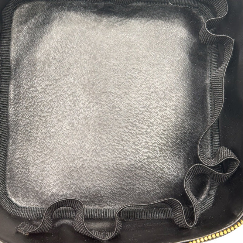 シャネル CHANEL バニティ A01997 ブラック キャビアスキン レディース