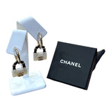 シャネル CHANEL バッグモチーフフープピアス ゴールド メタル　レジン　レザー アクセサリー