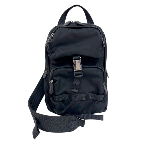 プラダ PRADA ワンショルダーバッグ ブラック　シルバー金具 ナイロン メンズ ショルダーバッグ