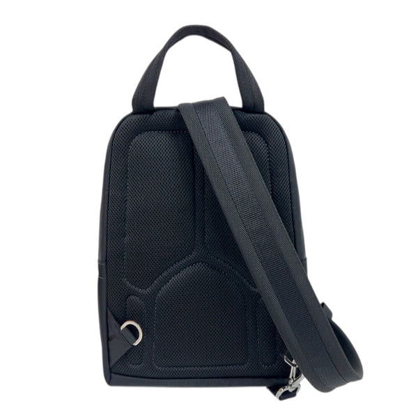 プラダ PRADA ワンショルダーバッグ ブラック　シルバー金具 ナイロン メンズ ショルダーバッグ