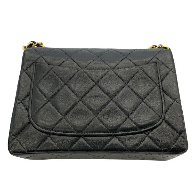 シャネル CHANEL ミニマトラッセ18 A01115　3番台 ブラック　ゴールド金具 ラムスキン レディース ショルダーバッグ