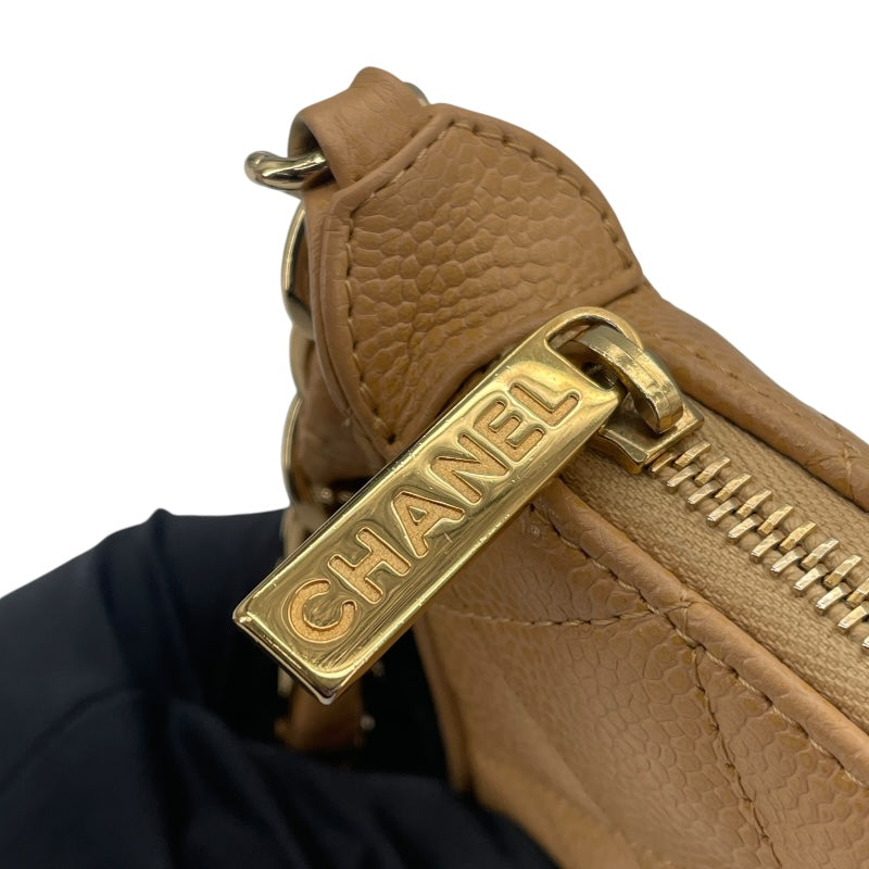 シャネル CHANEL マトラッセワンショルダー A22476 8番台 ベージュ　ゴールド金具 キャビアスキン レディース ショルダーバッグ