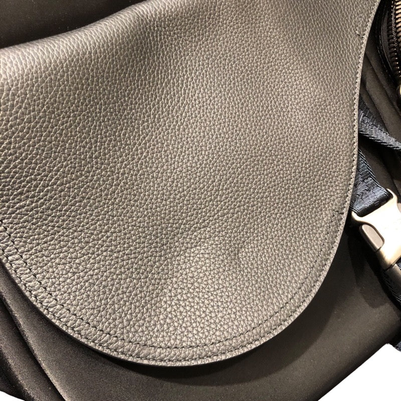 クリスチャン・ディオール Christian Dior サカイコラボ サドル ソフトバッグ 1ADHO029USH H15 ブラック ナイロン/カーフレザー メンズ ショルダーバッグ