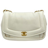 シャネル CHANEL パデットフラップバッグ AS1178 28番台 ホワイト GD金具 ラム レディース ショルダーバッグ