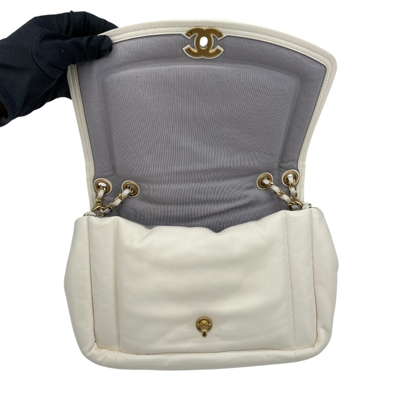 シャネル CHANEL パデットフラップバッグ AS1178 28番台 ホワイト GD金具 ラム レディース ショルダーバッグ