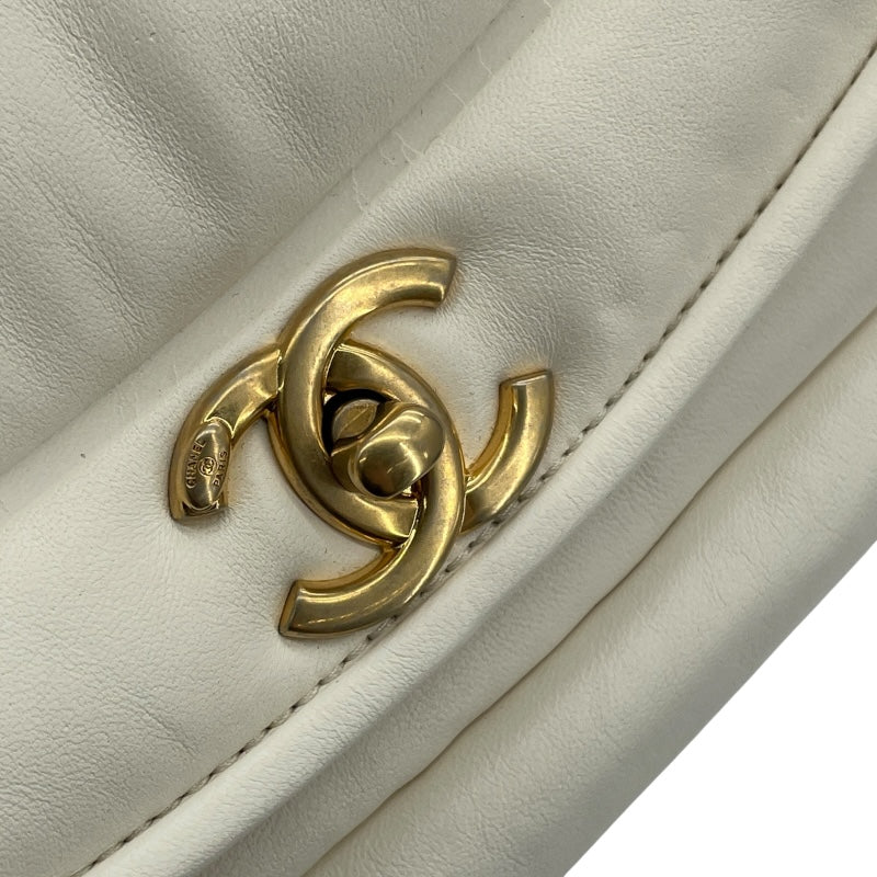 シャネル CHANEL パデットフラップバッグ AS1178 28番台 ホワイト GD金具 ラム レディース ショルダーバッグ