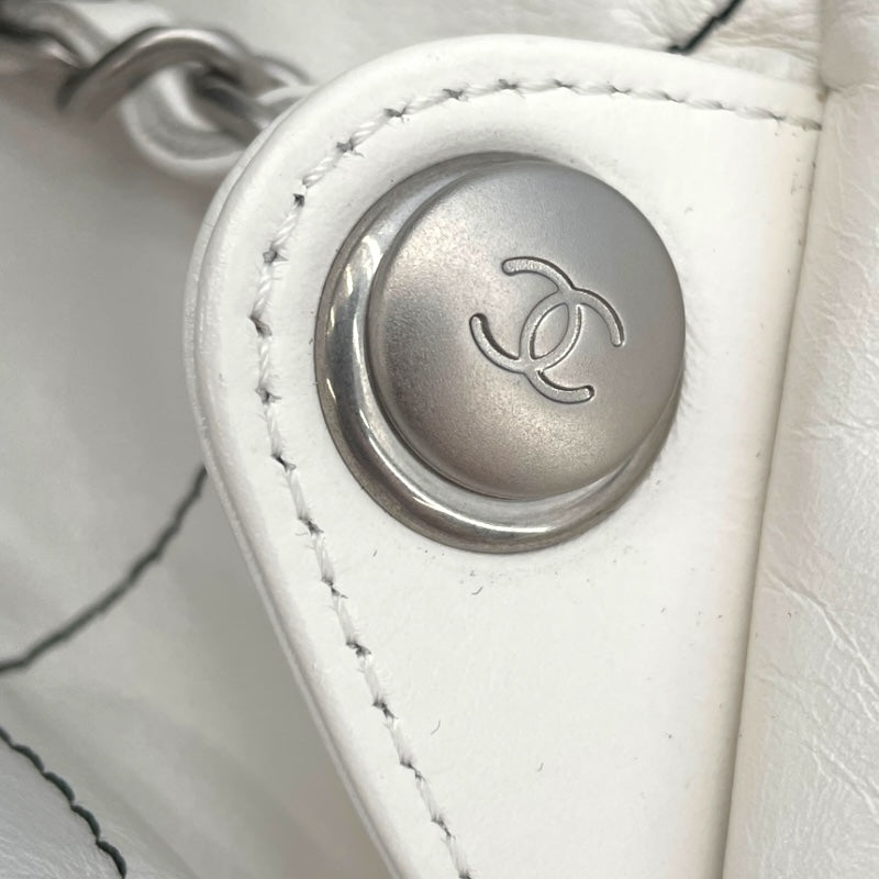 シャネル CHANEL シャネル22リュックラージ AS3313 ホワイト SV金具 カーフ レディース ショルダーバッグ
