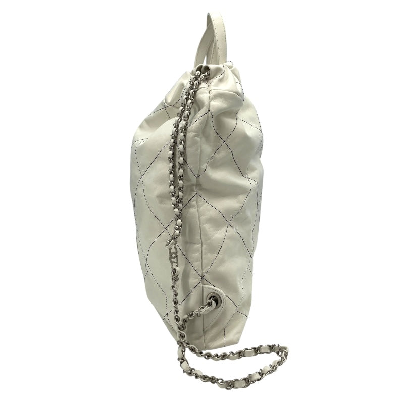 シャネル CHANEL シャネル22リュックラージ AS3313 ホワイト SV金具 カーフ レディース ショルダーバッグ シャネル CHANEL シャネル22リュックラージ AS3313 ホワイト SV金具
