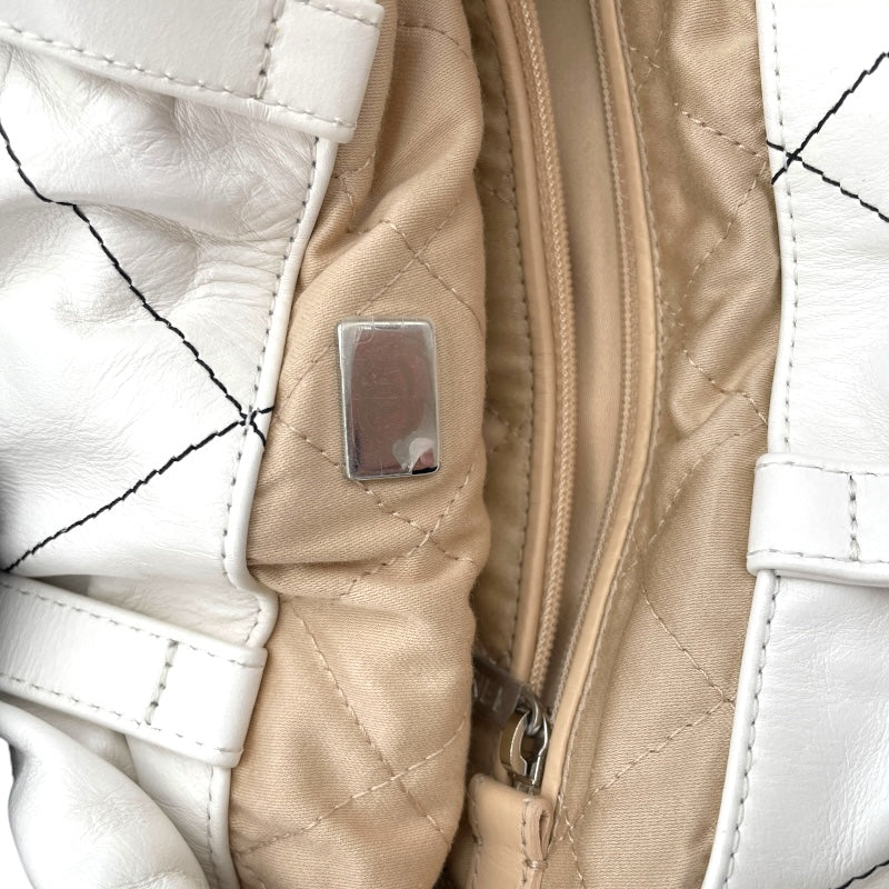 シャネル CHANEL シャネル22リュックラージ AS3313 ホワイト SV金具 カーフ レディース ショルダーバッグ
