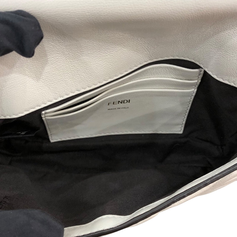 フェンディ FENDI バゲット･スモール 8BS017 ホワイト/ゴールド金具 レザー レディース ショルダーバッグ