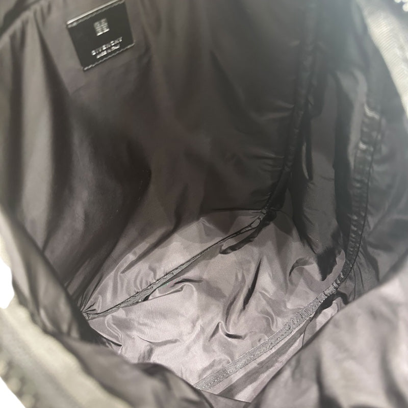 ジバンシィ GIVENCHY Gトレック　バックパック BK50BSK1RG ブラック ナイロン メンズ リュック・デイパック