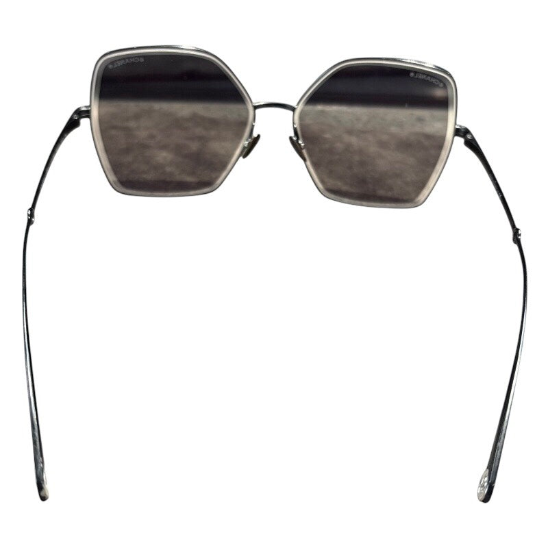 シャネル CHANEL バタフライ　サングラス 4262 ブラック メタル×フェイクパール ユニセックス サングラス