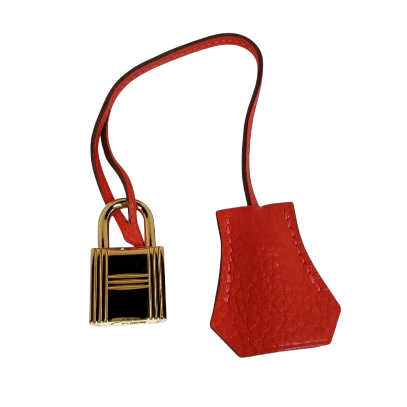 エルメス HERMES ケリー28 内縫い T刻印　(2015年製) ルージュピヴォワンヌ　ゴールド金具 トリヨンクレマンス レディース ショルダーバッグ
