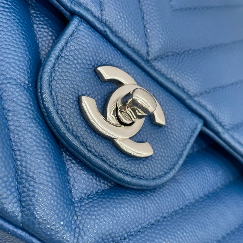 シャネル CHANEL マトラッセ25 Vステッチ A01112 23番台 ブルー