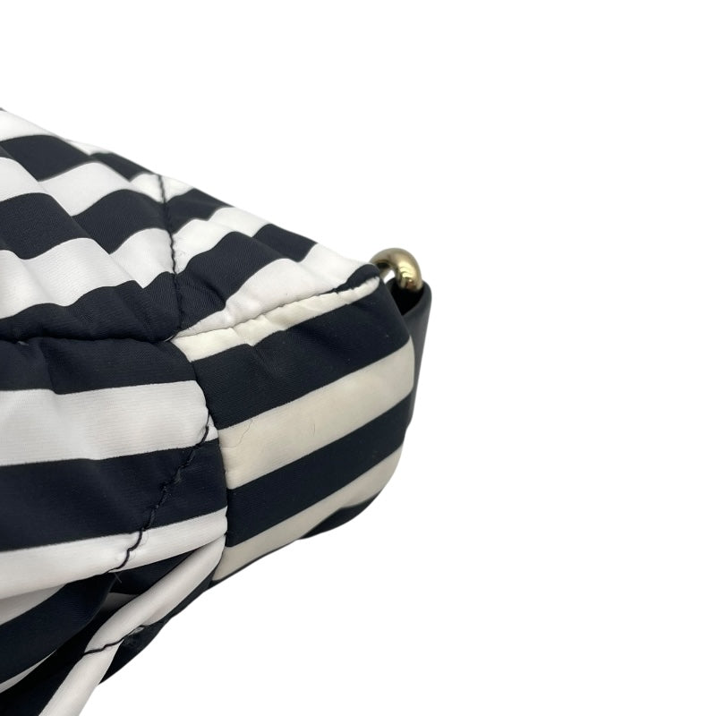 シャネル CHANEL ラージホーボー AS4698 ブラック ホワイト GD金具 ナイロン レディース ショルダーバッグ