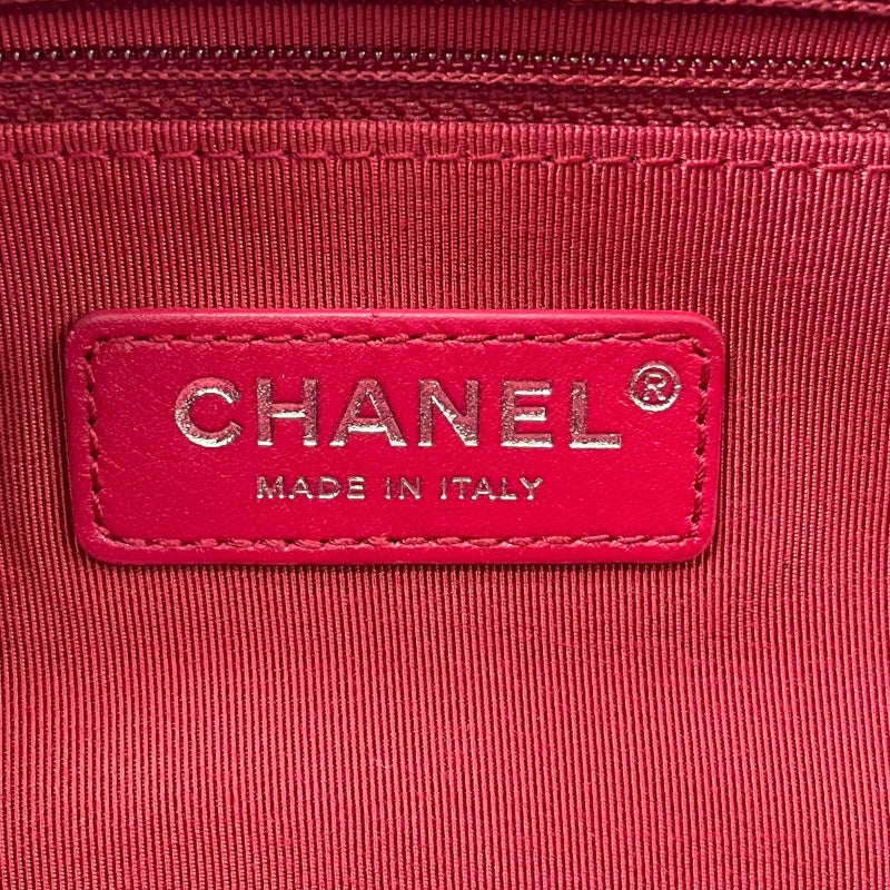 シャネル CHANEL ガブリエル ミディアム A93824 26番台 ホワイト ブラック  SV金具 GD金具 カーフレザー レディース ショルダーバッグ