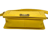 シャネル CHANEL ボーイシャネル25 Vステッチ A67086 25番台 イエロー GD金具 キャビア レディース ショルダーバッグ