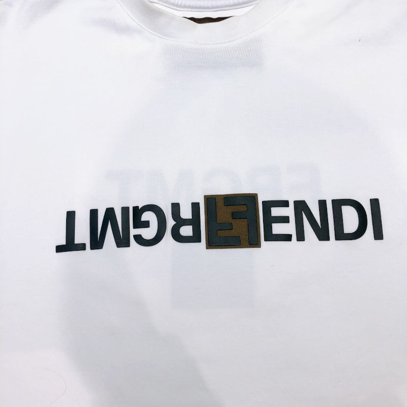 フェンディ FENDI ×FRAGMENT フロントロゴ半袖Tシャツ　2023 FY1144 ホワイト コットン メンズ 半袖Ｔシャツ