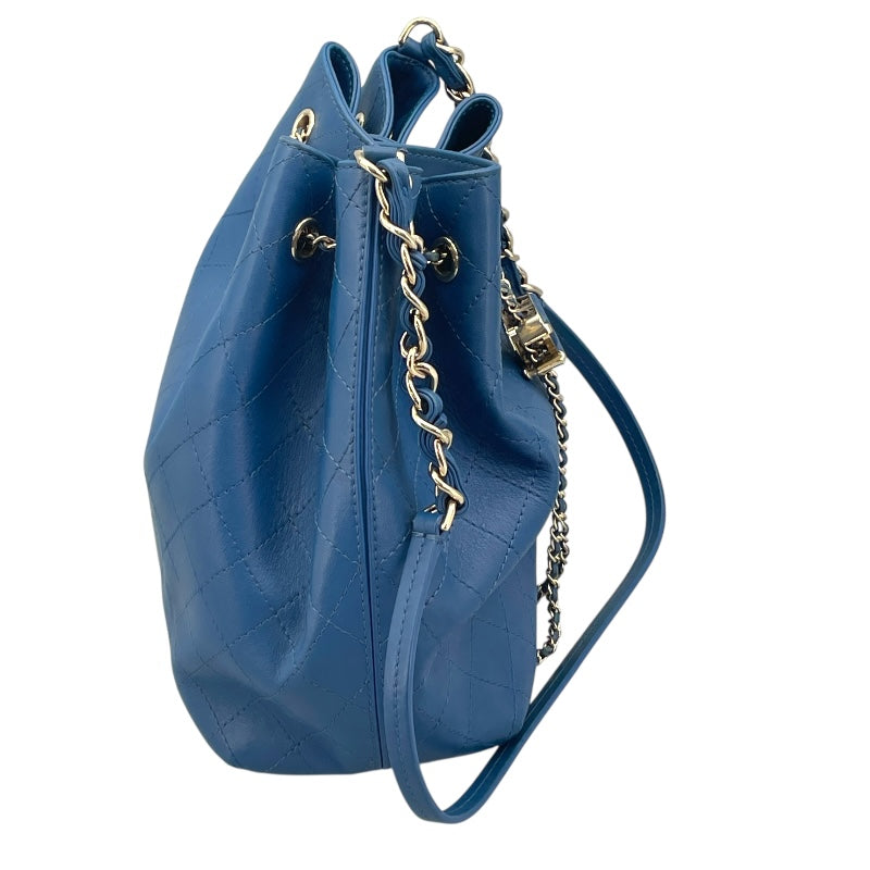 シャネル CHANEL 巾着バッグ ブルー GD金具 カーフ レディース ショルダーバッグ