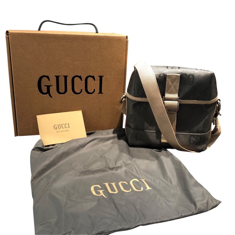 グッチ GUCCI オフザグリッド ショルダーバッグ 643858 グレー GGナイロン ユニセックス ショルダーバッグ