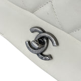 シャネル CHANEL マトラッセ ツイードフラップ ハンドバッグ A93270 22番台 ホワイト ネイビー ラムスキン ツイード レディース ハンドバッグ