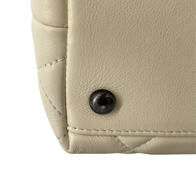 シャネル CHANEL マトラッセ ツイードフラップ ハンドバッグ A93270 22番台 ホワイト ネイビー ラムスキン ツイード レディース ハンドバッグ
