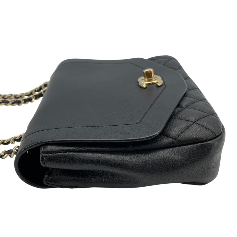 シャネル CHANEL スモールフラップショルダーバッグ 27番台 ブラック GD金具 カーフ/キャビアスキン レディース ショルダーバッグ