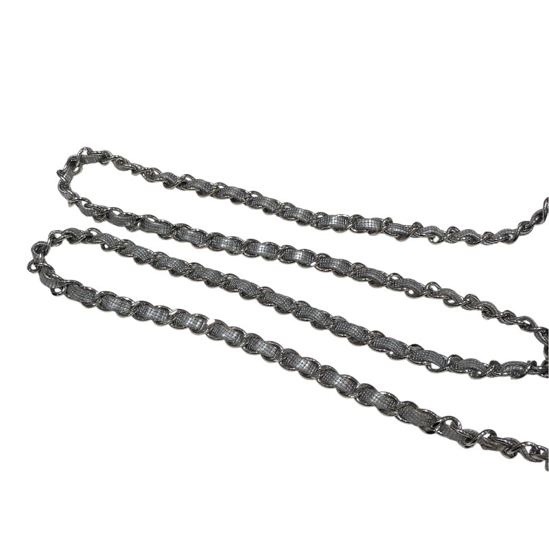 シャネル CHANEL ミニマトラッセ20 A69900 シルバー　シルバー金具 レザー レディース ショルダーバッグ