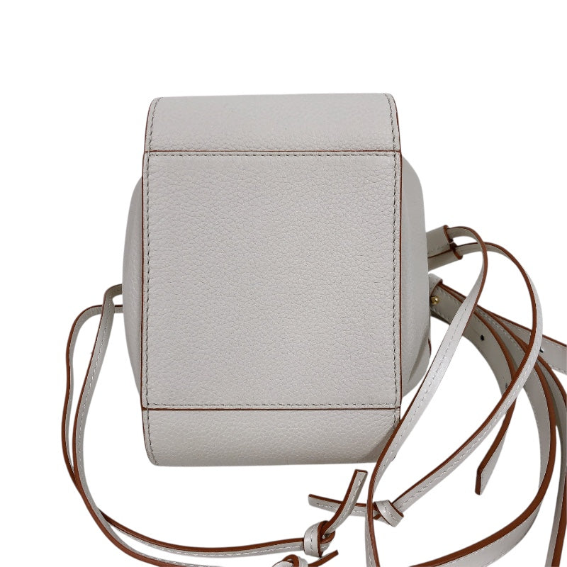 ロエベ LOEWE ハンモック ドローストリングスバッグ ミニ アイボリー カーフ レディース ショルダーバッグ