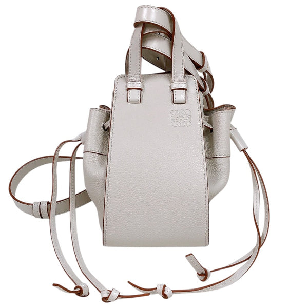 ロエベ LOEWE ハンモック ドローストリングスバッグ ミニ アイボリー カーフ レディース ショルダーバッグ